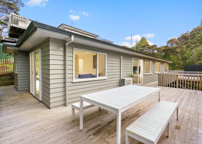  at 11A Viridian Lane, Greenhithe, Auckland