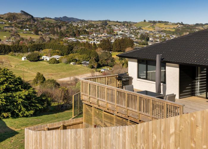  at 24 Eagleview Rise, Welcome Bay, Tauranga