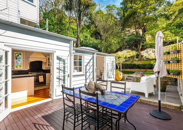  at 194 Sydney Street West, Thorndon, Wellington, Wellington