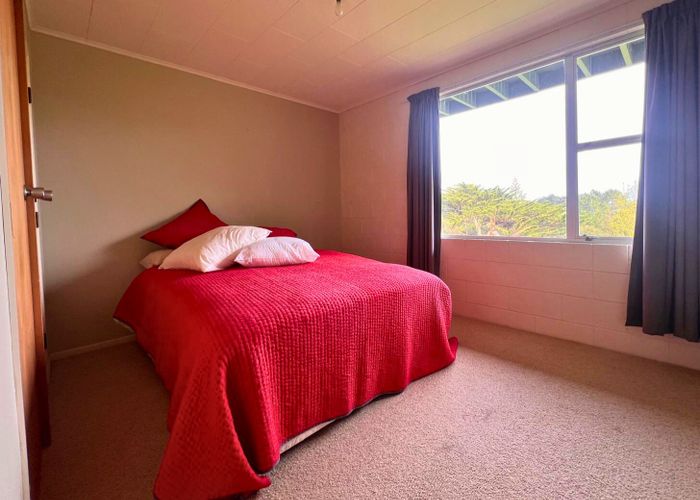  at 102 Paekakariki Hill Road, Pauatahanui