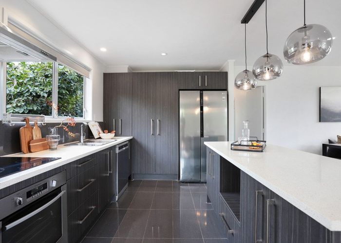  at 37 Leo Street, Glen Eden, Waitakere City, Auckland