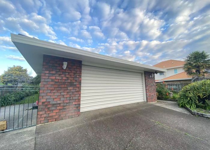  at 36 Meadowland Drive, Somerville, Manukau City, Auckland
