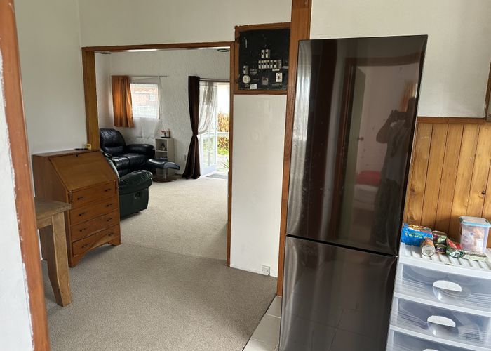  at 32 Semple Street, Huntly, Huntly