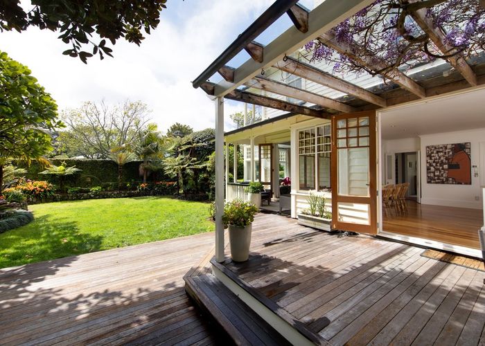  at 16 Fairview Road, Mount Eden, Auckland