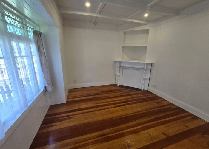  at 7 Pine Street, Mount Eden, Auckland City, Auckland