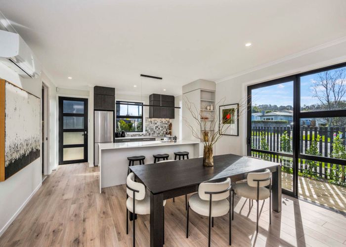  at 680-682 Lo Swanson Road, Swanson, Waitakere City, Auckland