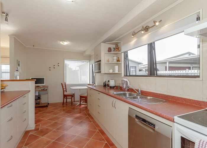  at 30 Perry Crescent, Greenmeadows, Napier
