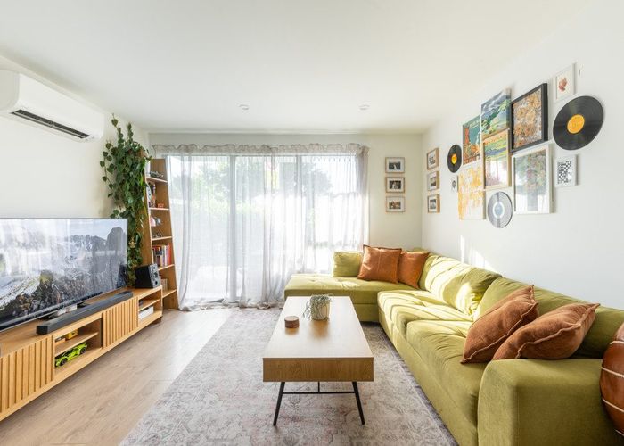  at 4/2 Riversdale Road, Avondale, Auckland City, Auckland