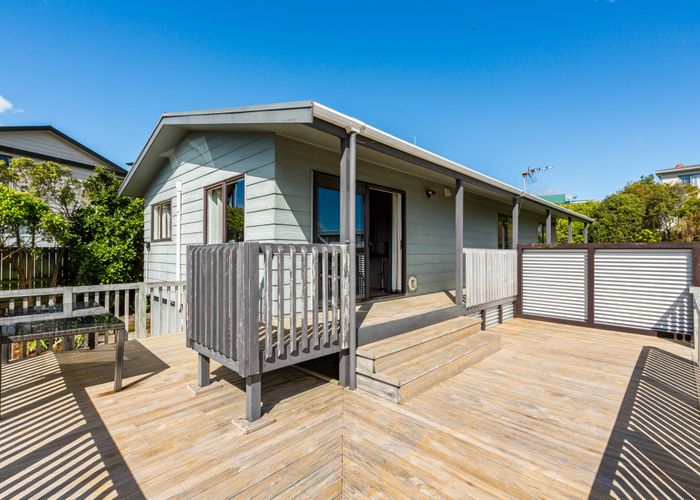  at 21 Doncaster Terrace, Ascot Park, Porirua