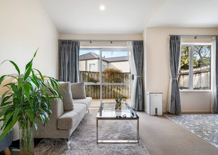  at 15/30 John Jennings Drive, Oteha, North Shore City, Auckland