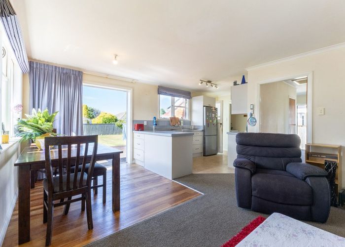  at 12 Aberdeen Avenue, Takaro, Palmerston North, Manawatu / Whanganui