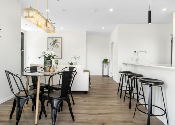  at 12 Barrack Road, Mount Wellington, Auckland City, Auckland