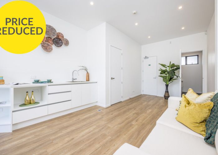  at 4/54 Taharoto Road, Takapuna, North Shore City, Auckland
