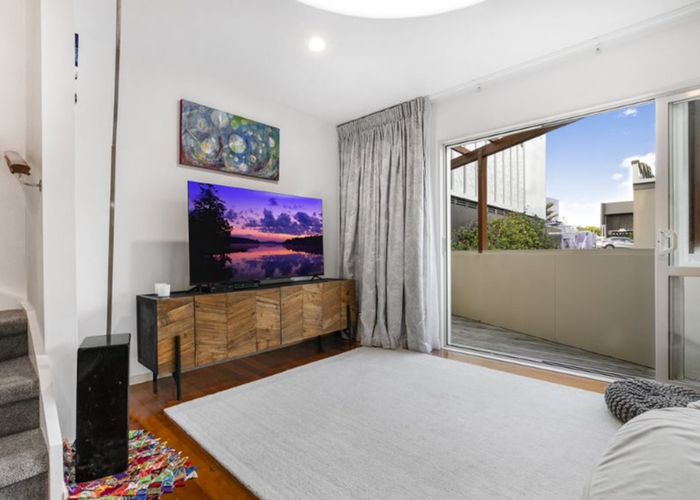  at 5/202 Hinemoa Street, Birkenhead, North Shore City, Auckland