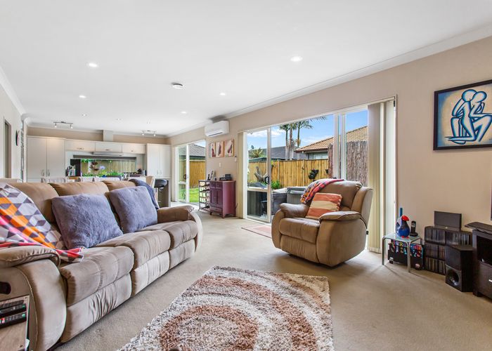  at 37 Stranraer Crescent, Wattle Downs, Auckland