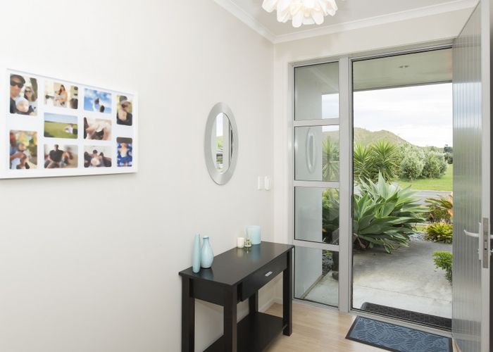  at 8 Hamilton Drive, Wainui, Gisborne