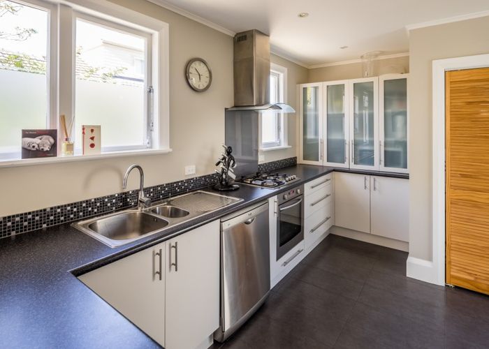  at 160 Kings Crescent, Hutt Central, Lower Hutt