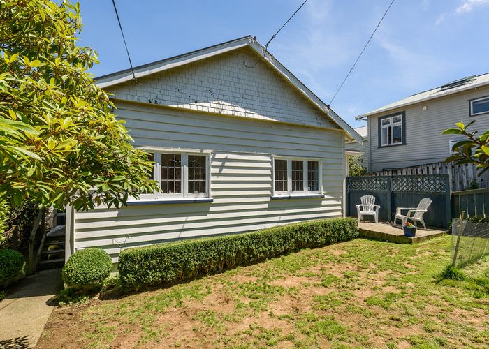  at 15A Raine Street, Karori, Wellington