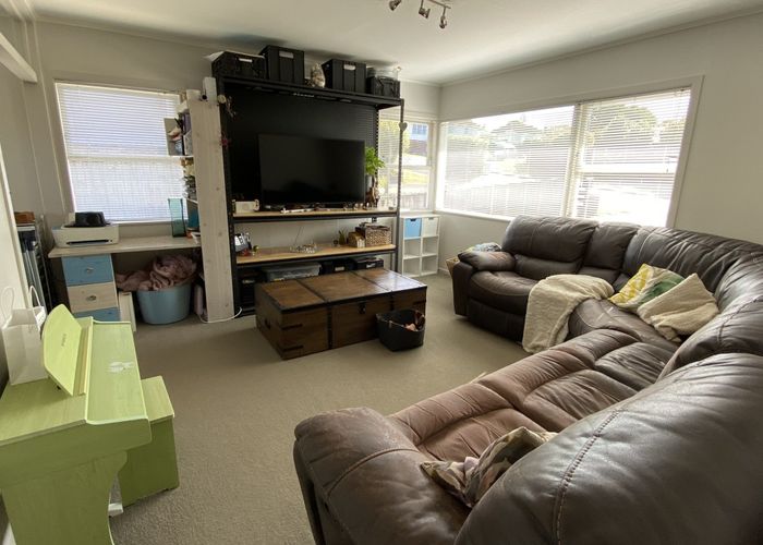  at 66 Blakeborough Drive, Forrest Hill, North Shore City, Auckland