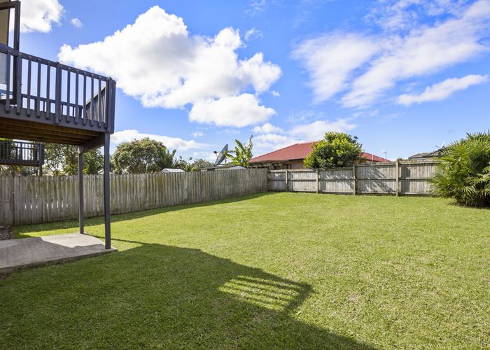  at 16 Secoia Crescent, Mangere, Auckland