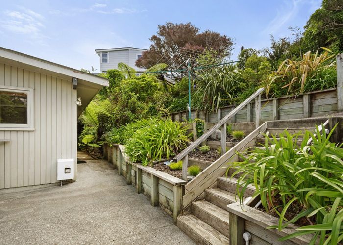  at 94A Dowse Drive, Maungaraki, Lower Hutt, Wellington