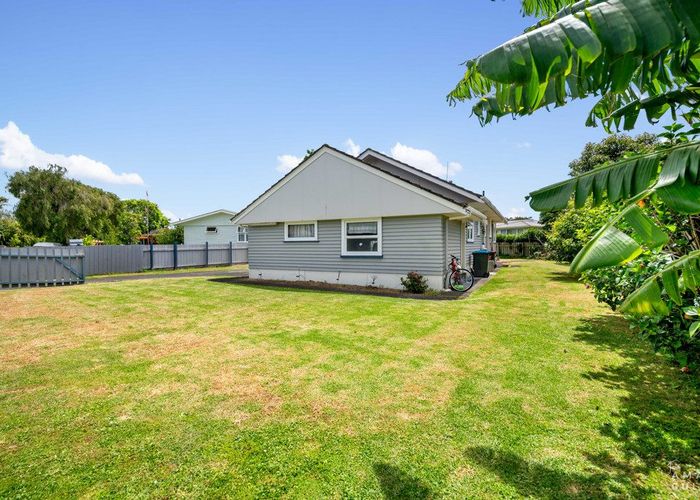  at 16 Meliora Place, Avondale, Auckland City, Auckland