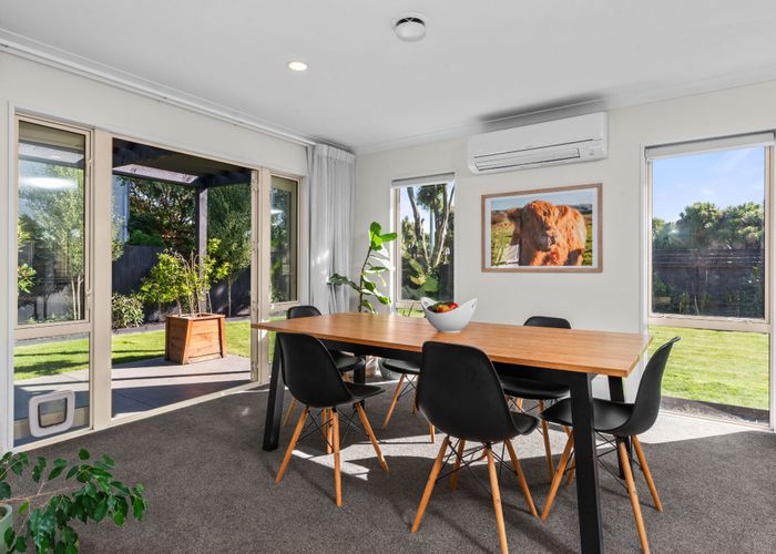  at 14 Creedon Glen, Casebrook, Christchurch City, Canterbury