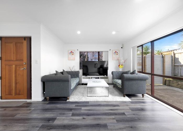  at 1 Jeffs Road, Flat Bush, Manukau City, Auckland