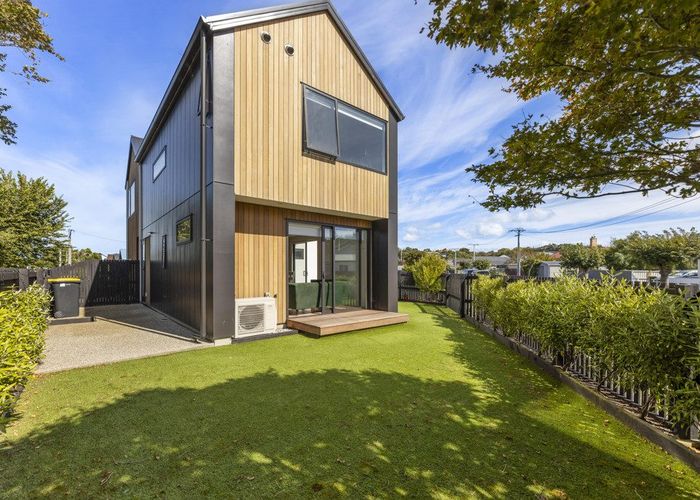  at 30 Lochend Street, Musselburgh, Dunedin, Otago