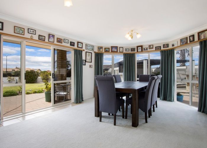  at 1 Island Vista, Katikati