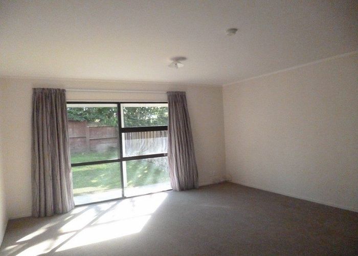  at 4/11 Robins Road, Judea, Tauranga, Bay Of Plenty