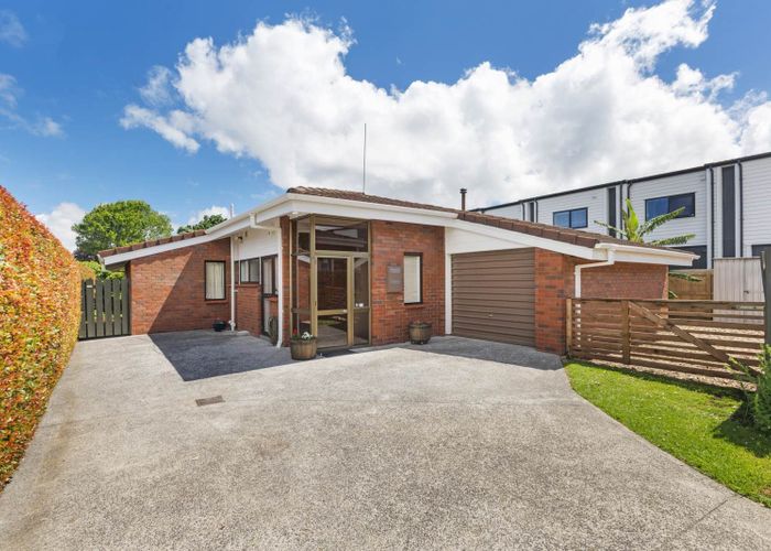  at 2/48 Fairview Road, Papatoetoe, Manukau City, Auckland