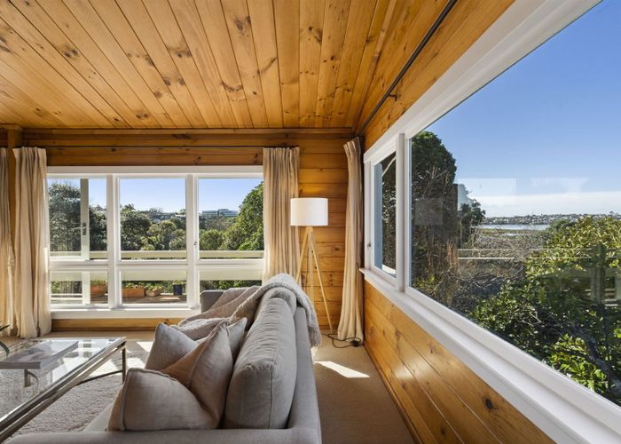  at 26 Heath Avenue, Northcote, Auckland