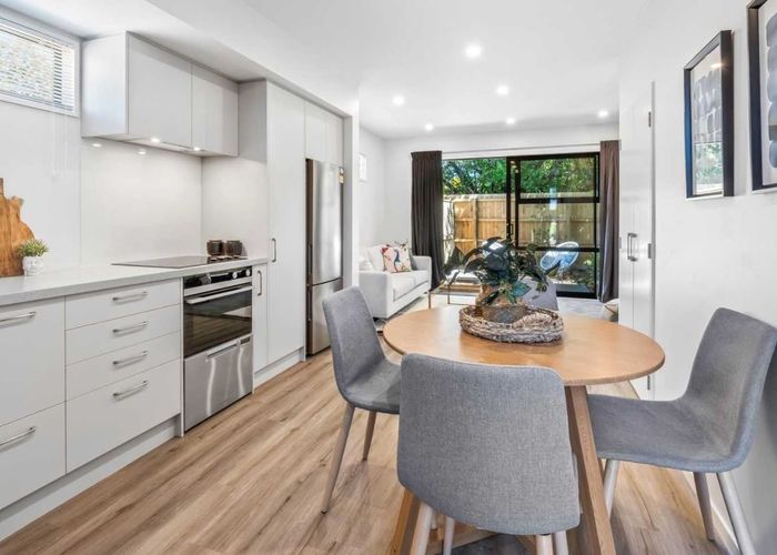  at 1/165 Cranford Street, St. Albans, Christchurch City, Canterbury