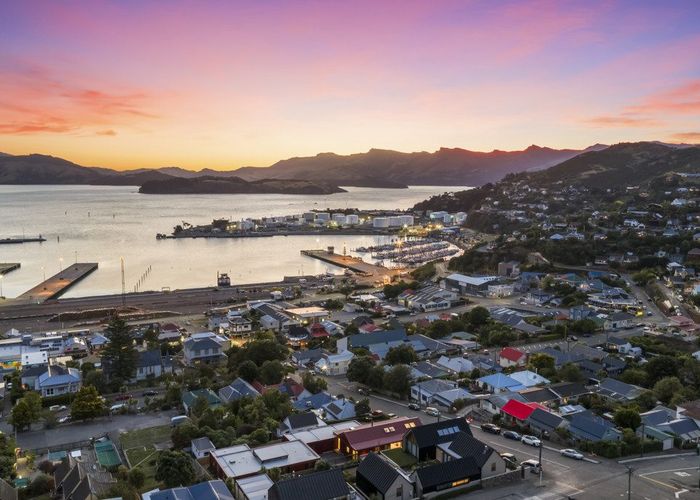  at 1/42 Canterbury Street, Lyttelton, Lyttelton