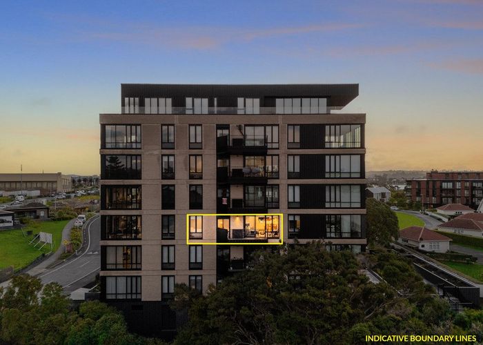  at 202/45 Hudson Bay Road, Hobsonville, Waitakere City, Auckland