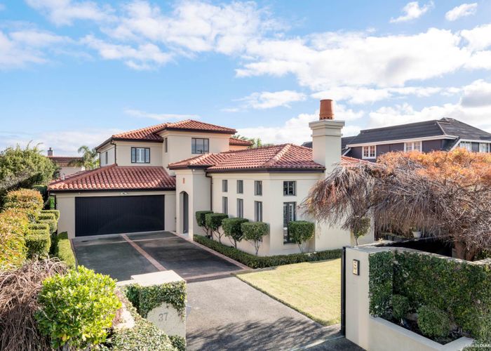  at 37 Dudley Road, Mission Bay, Auckland