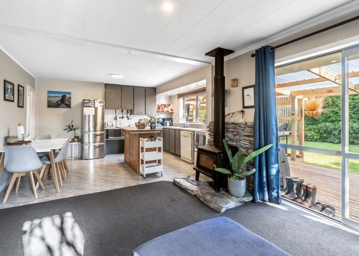  at 23 Ottrey Street, Clifton, Invercargill