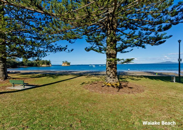  at 2/70 Stredwick Drive, Torbay, Auckland