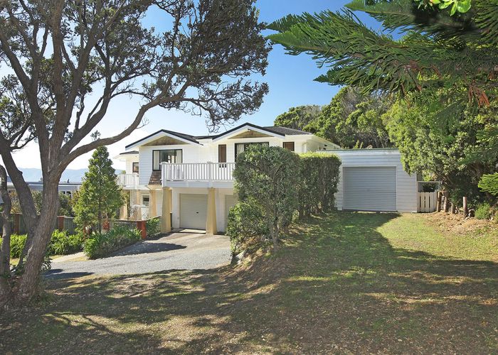  at 5 Berwick Grove, Seatoun, Wellington