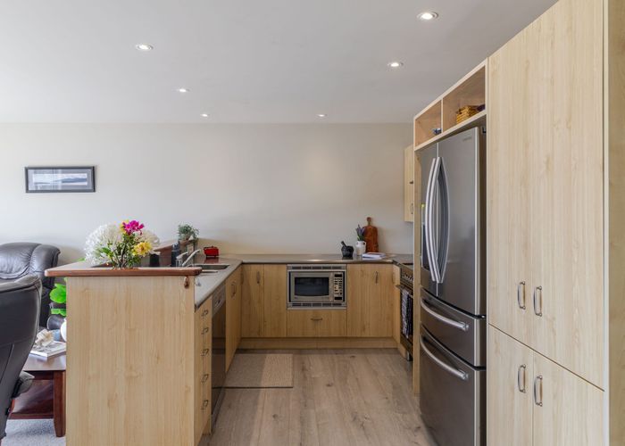  at 22 Paremata Drive, Paremata, Porirua, Wellington