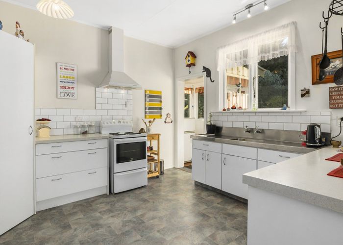  at 947 Allanton-Waihola Road, Allanton, Mosgiel