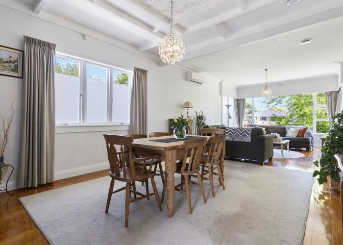  at 9 Nikau Street, New Lynn, Waitakere City, Auckland