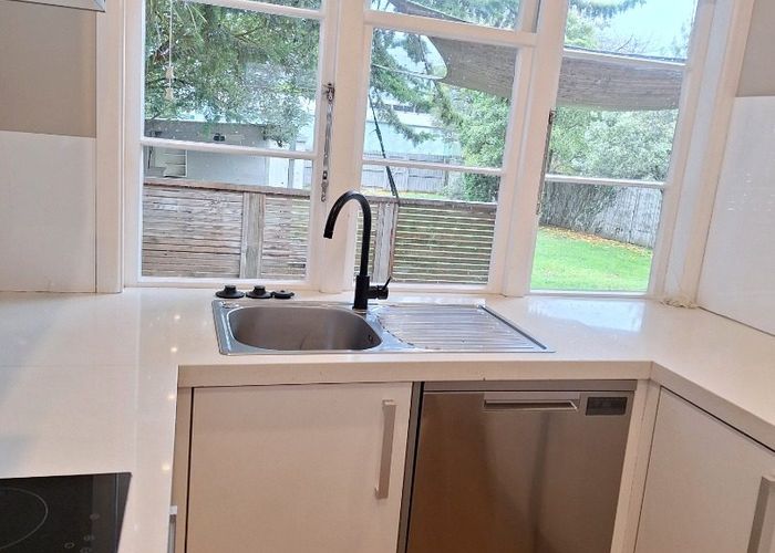  at 15 Savage Crescent, Upper Hutt, Upper Hutt, Wellington