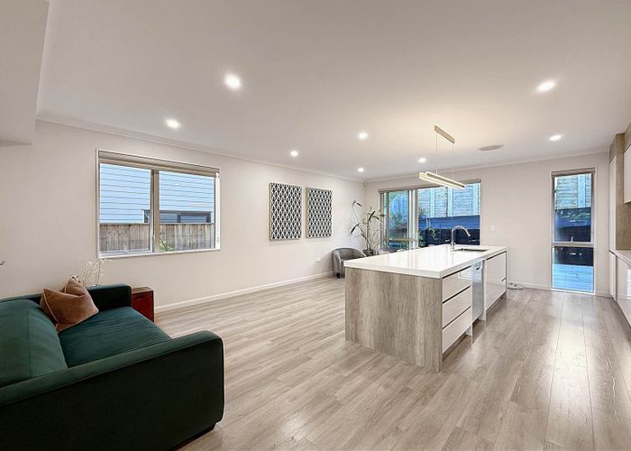  at 114 McQuoids Road, Flat Bush, Manukau City, Auckland