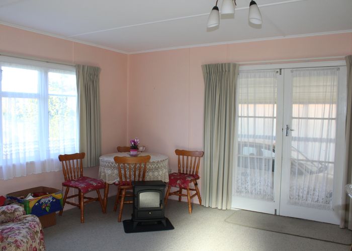  at 25 Wadsworth Street, Takaka