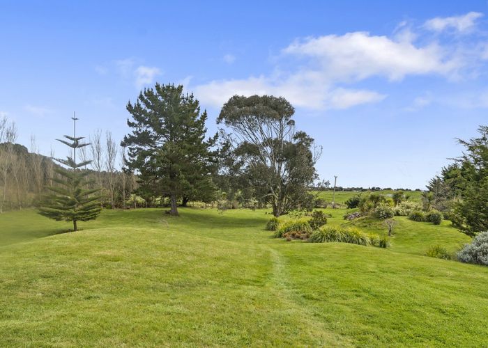  at 41 Walkers Lane, Manakau