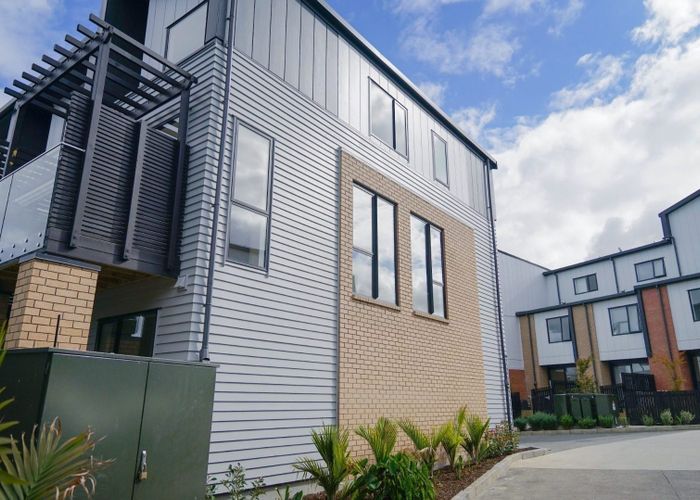  at Westgate, Waitakere City, Auckland