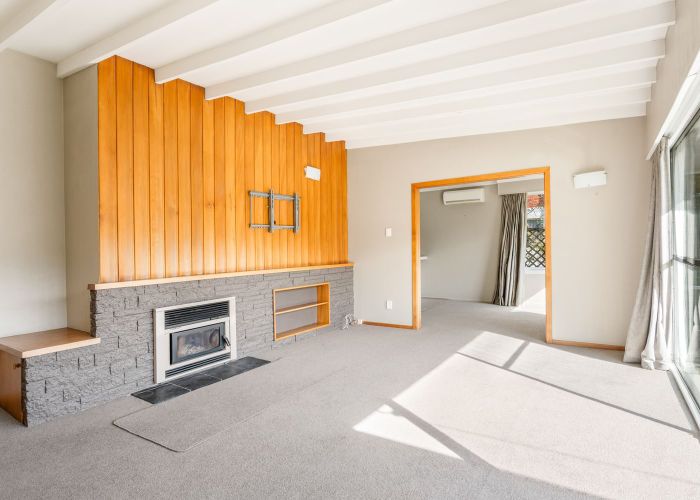  at 18  Colquhoun Street, Glenross, Dunedin, Otago