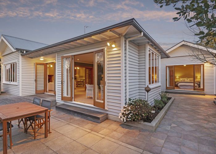  at 15 Peel Street, Strowan, Christchurch